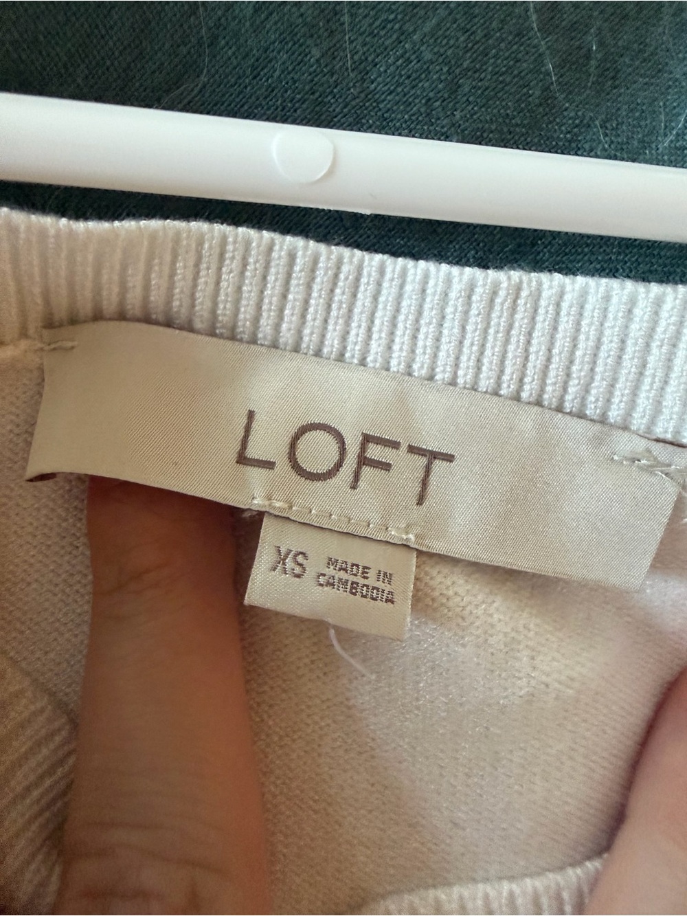 LOFT Cream Ruffled Knit Tank - Picture 4 of 4